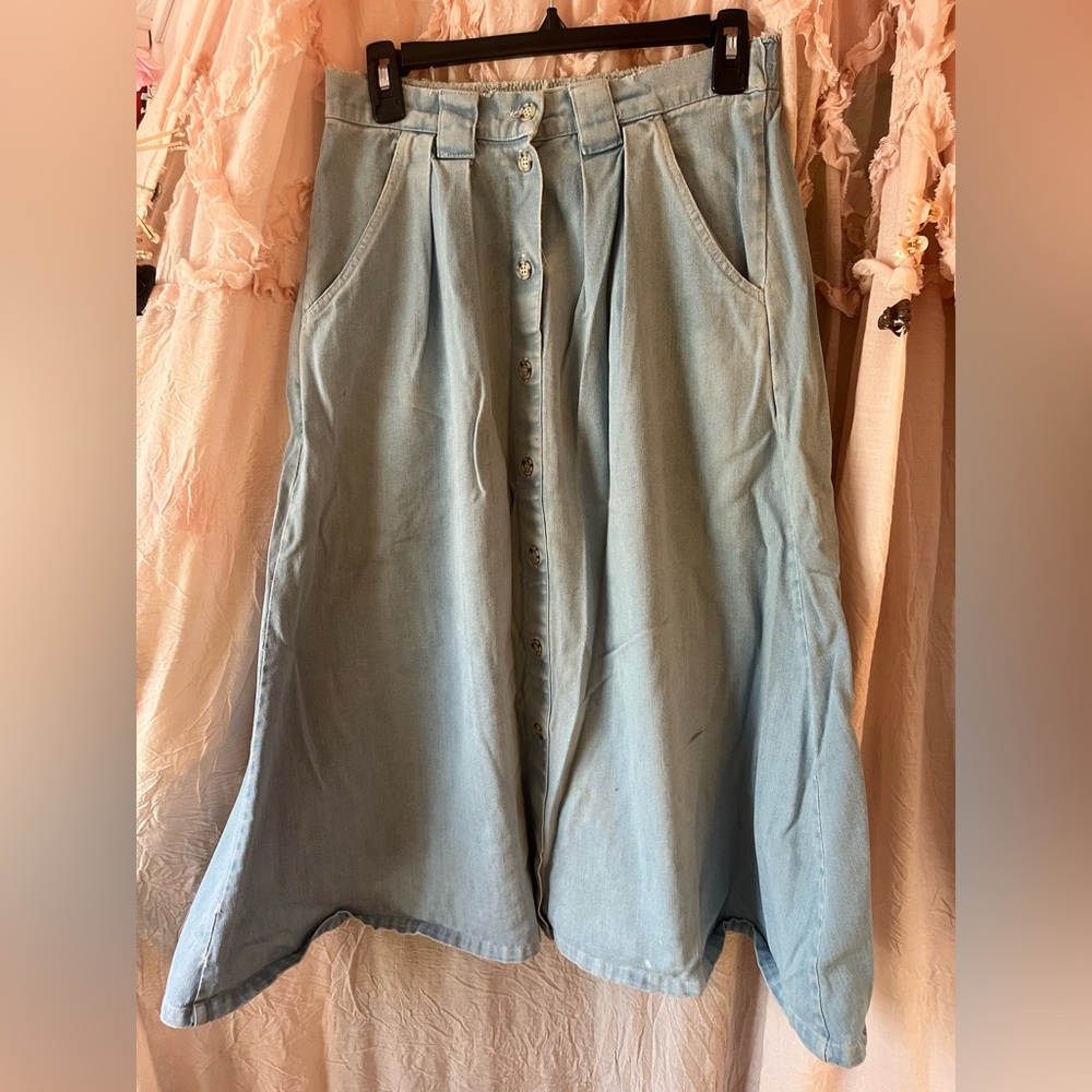 Vintage Light Blue Button-Front A-Line Denim Skirt